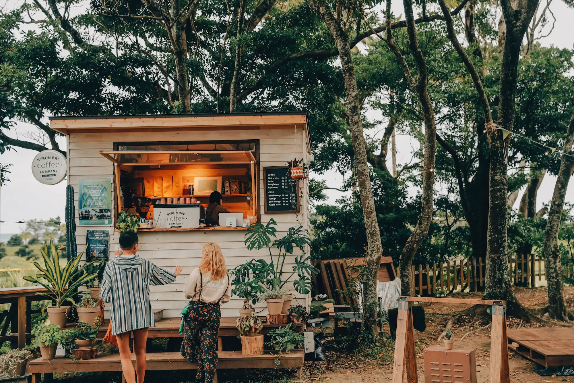 チェックイン & ウェルカム・ピクニック