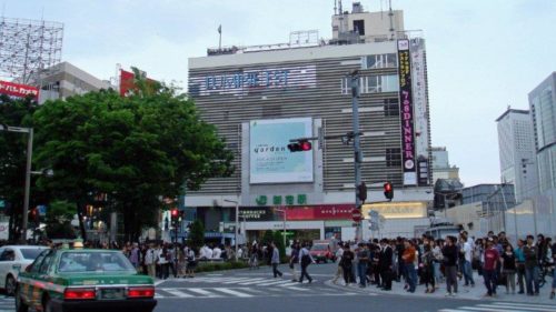 新宿駅近くで喫煙 電子タバコが吸えるおすすめカフェ3選 Dengencafe 電源カフェ