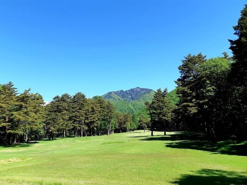 日向山高原ゴルフコースを予約する｜GDOゴルフ場予約