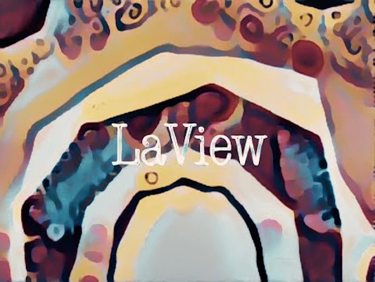 NOLLIE and TAIL / LaView
