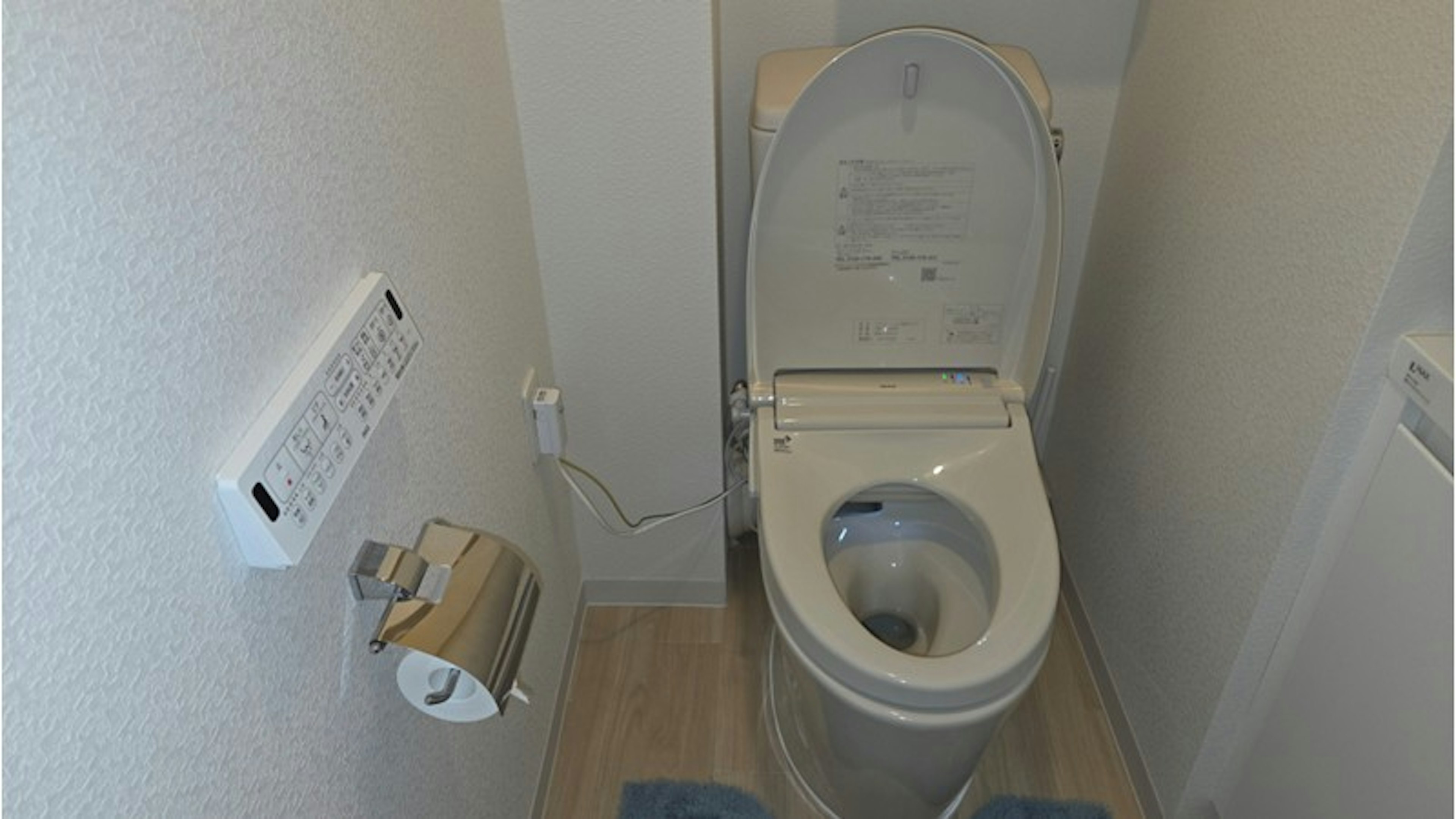 LIXIL アメージュ便器の施工後写真