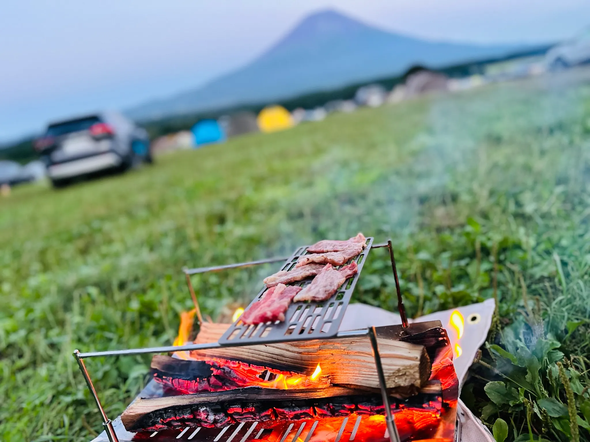 【キャンプ飯が劇的に変わる！】キャンプに持っていくべき最強調味料ベスト3
