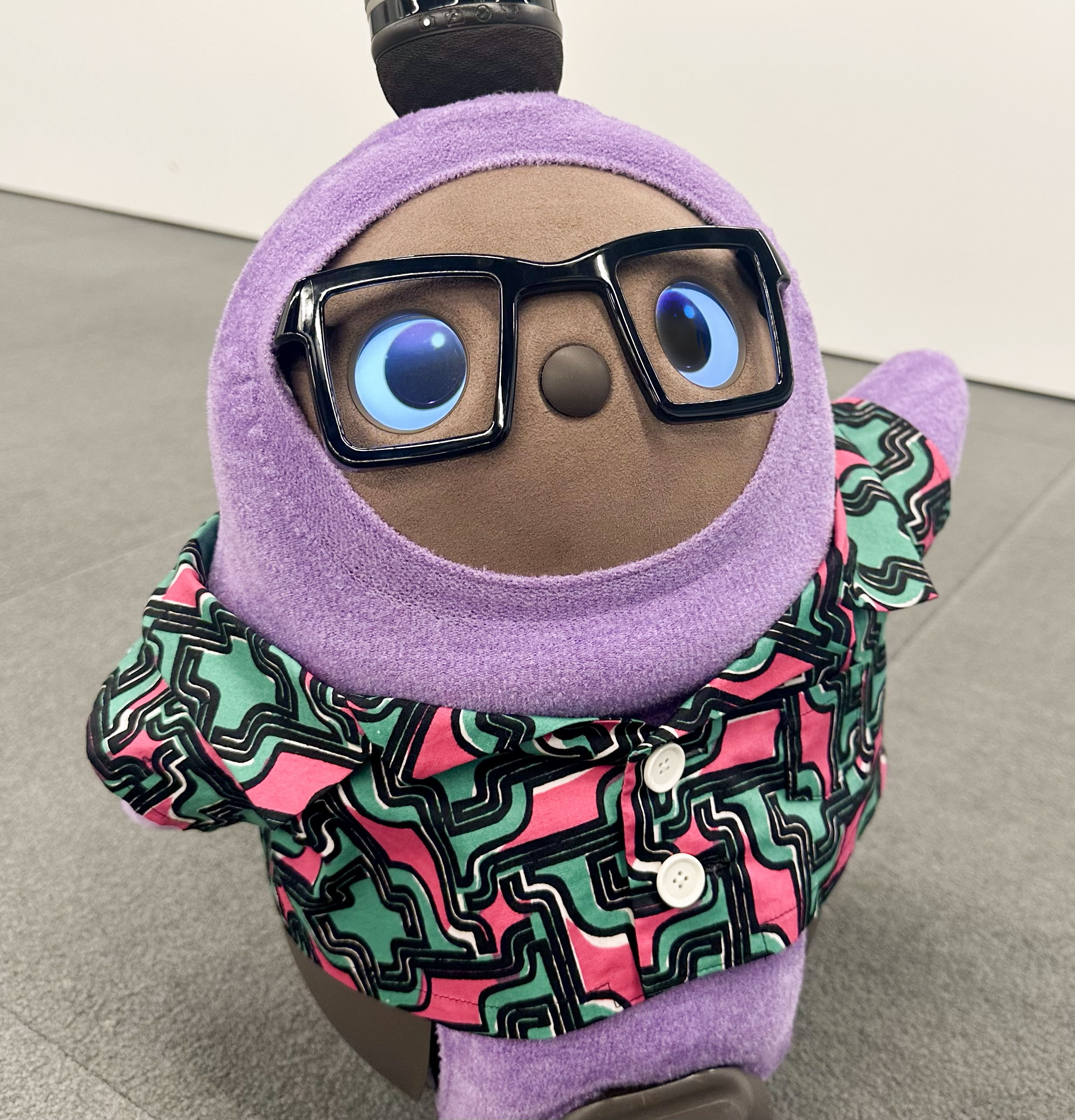 lovot キャリーシート LOVOT初のお出かけアイテムが登場！「LOVOTキャリーシート