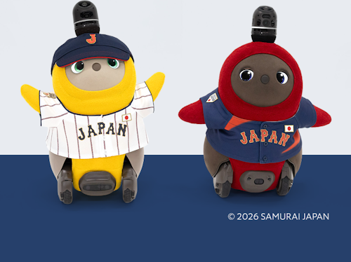 こんにちは、家族型ロボットのLOVOTです