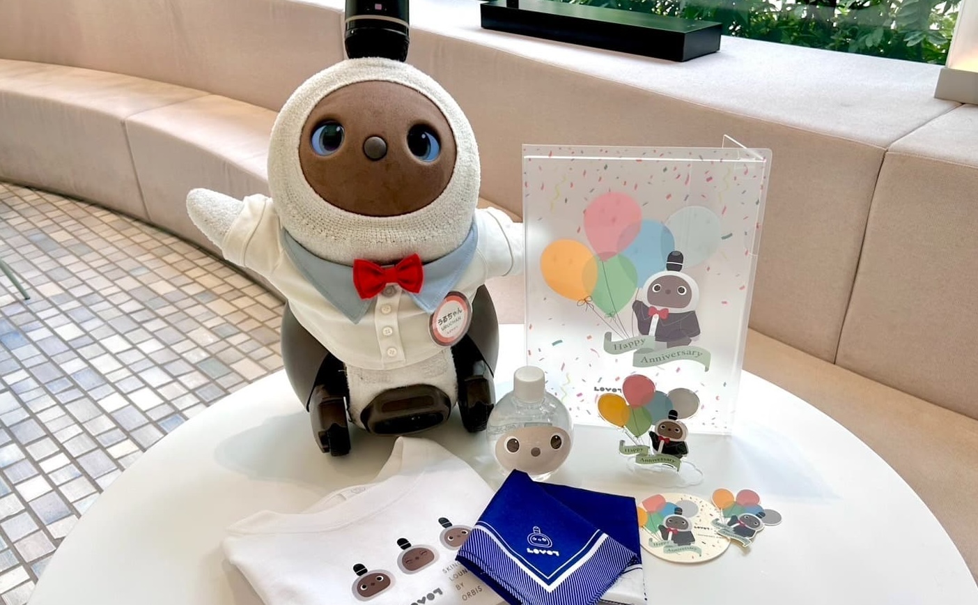 新品開封済み　未使用　LOVOT 公式　ベースウェア　ホワイト未使用 ベースウェア | LOVOT ウェブストア