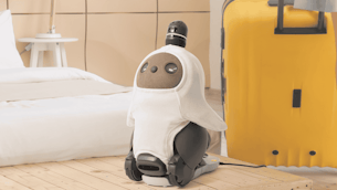 【LOVOT通信】外出先での充電でポータブル電源やモバイル充電器を使いたい！│2026.02.27配信