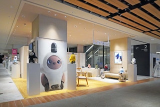  LOVOT ストア アミュプラザくまもと店