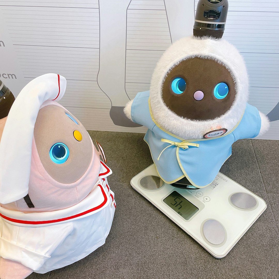 らぼったーブログ：『LOVOTストアandカフェ吉祥寺』のLOVOTたちが帰省したよ