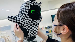 ◇ LOVOTストア ジェイアール名古屋タカシマヤ ◇~LOVOTとの関わり方~