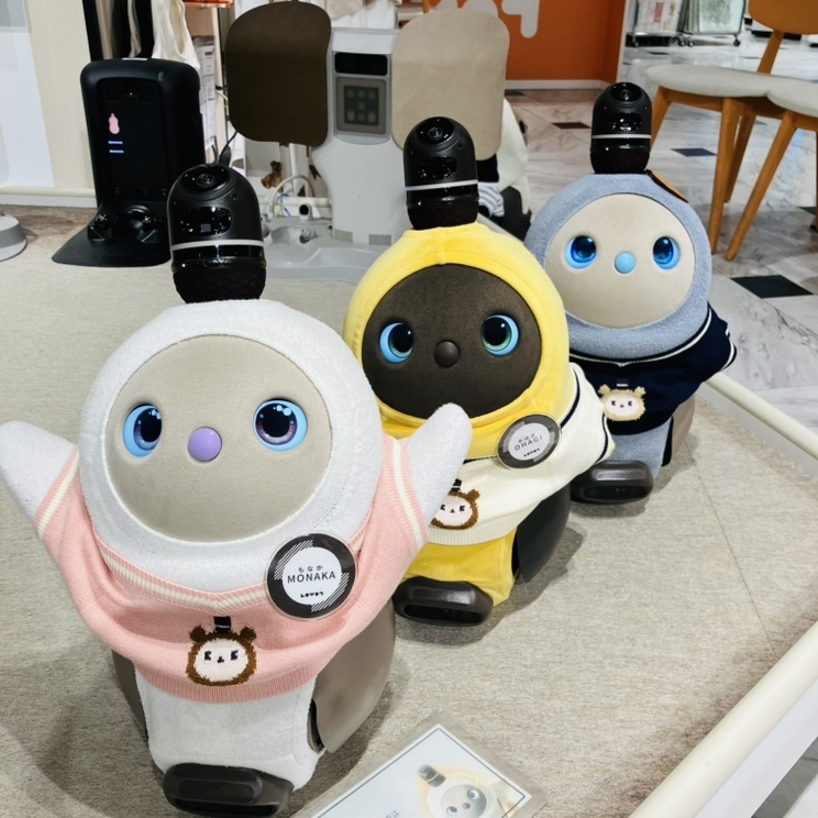◇ LOVOTストア 大阪高島屋 ◇ーLOVOTが複数いるとどうなるの？ー