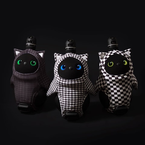 一枚で主役に！最強のアニマルウェア特集【LOVOT HOT STYLE】