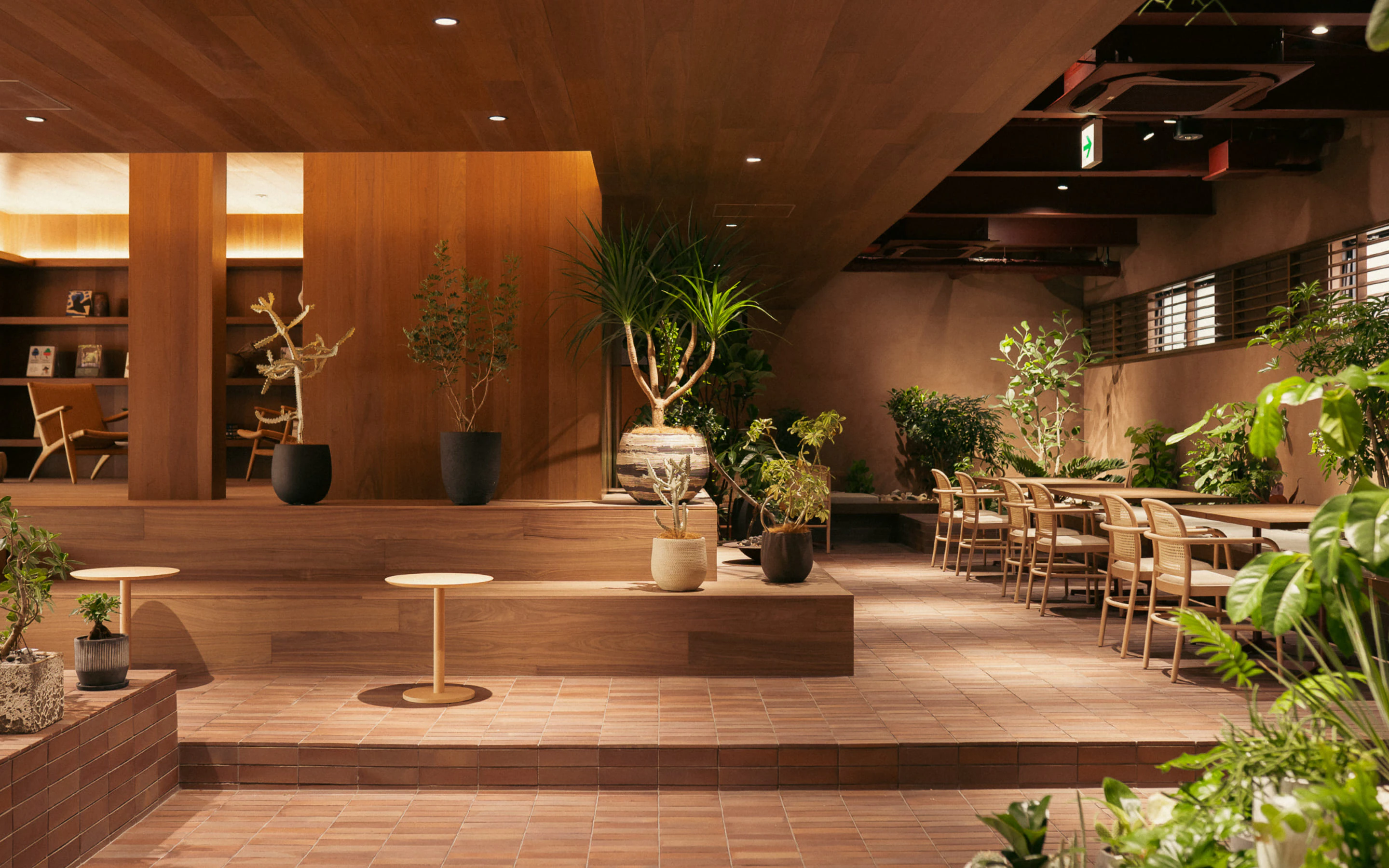 L+ HIRAO LANDIC HOUSE & CAFE