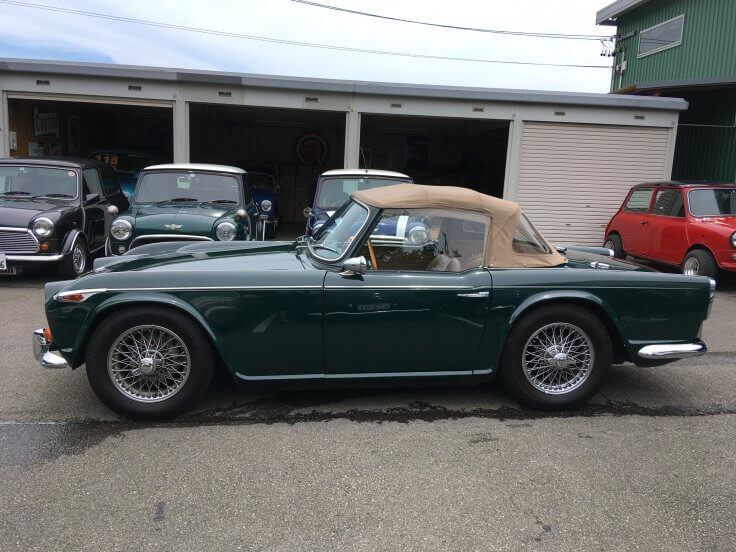 トライアンフ TR4Aが車検整備のため入庫しました | ローバーミニを