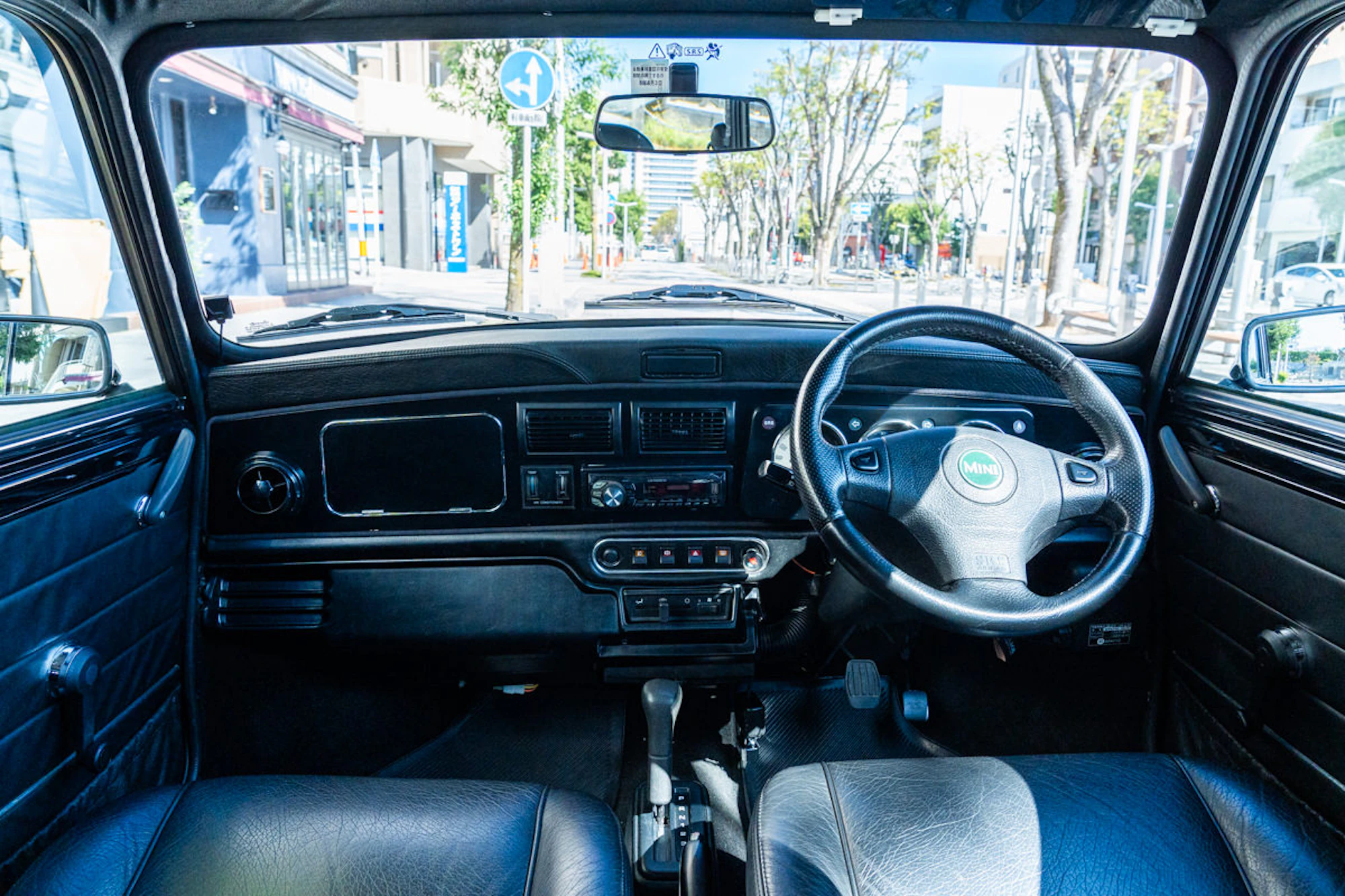 ローバーミニ ポールスミス限定車