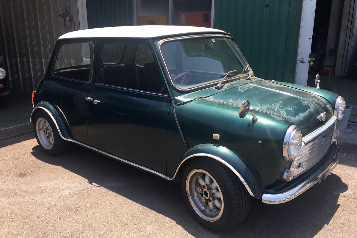 ローバーミニ　MINI キャブクーパー　車検あり 大切にされていたキャブクーパーの新たな門出「キャブクーパーの仕上げ