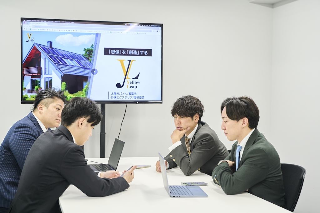 入社後は、ビジネスマナーやコンプライアンス、商材知識などを基礎から丁寧に学べる研修を実施。未経験でも安心してスタートできます。