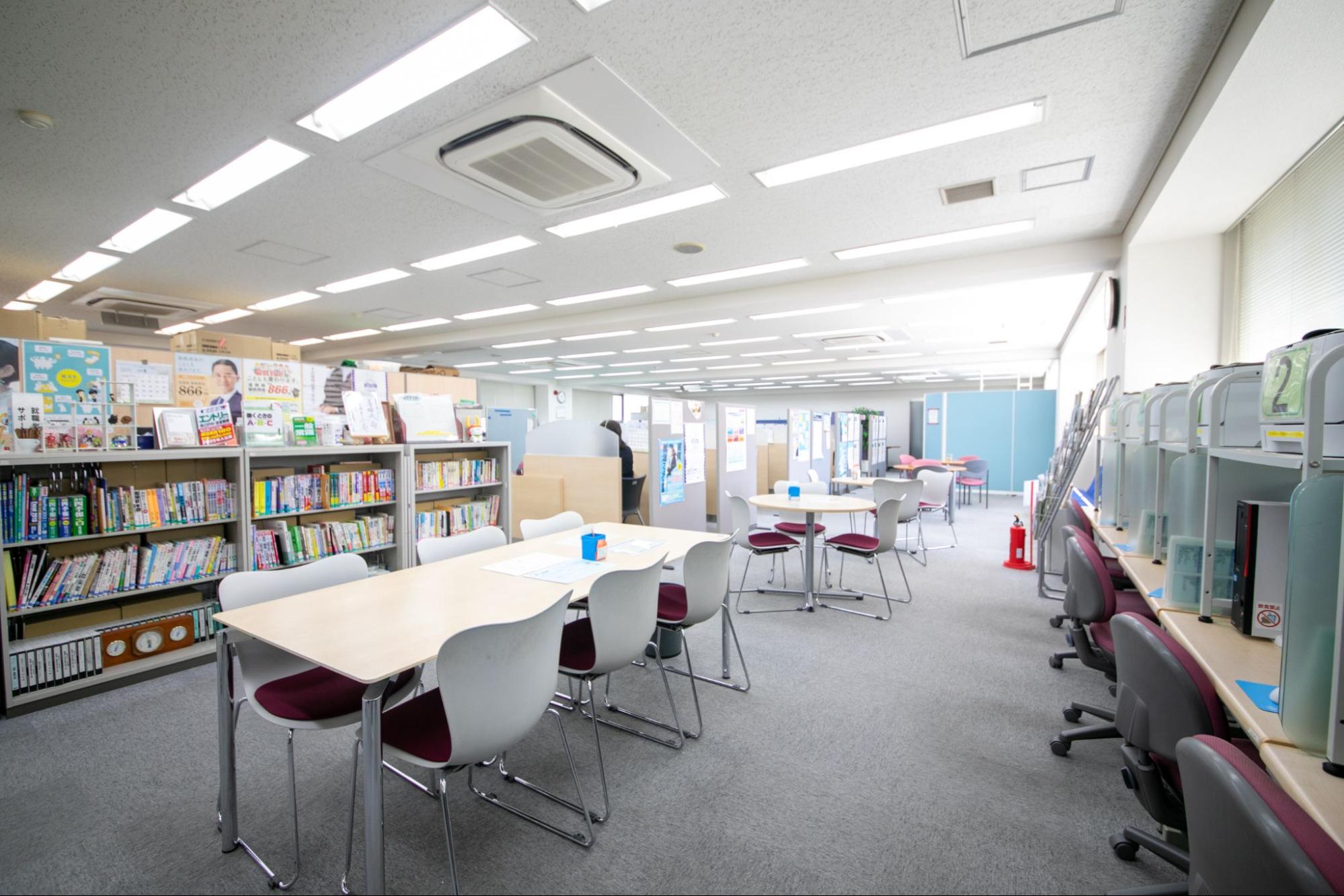 しがジョブパーク施設内
