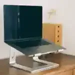 ノートパソコンスタンドのおすすめ10選!選び方もあわせてご紹介