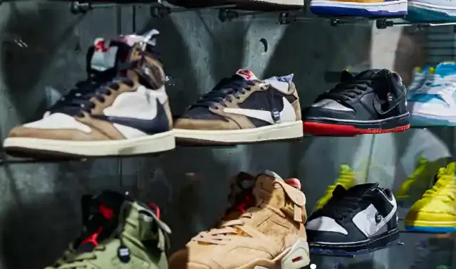 スニーカーダンクの評判は?実際に使った感想と「発送されない」「偽物届く」などのトラブル対策を徹底解説!