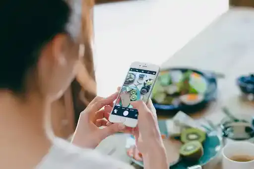 【2024年】写真レタッチアプリおすすめ13選!人気の無料アプリを徹底比較!