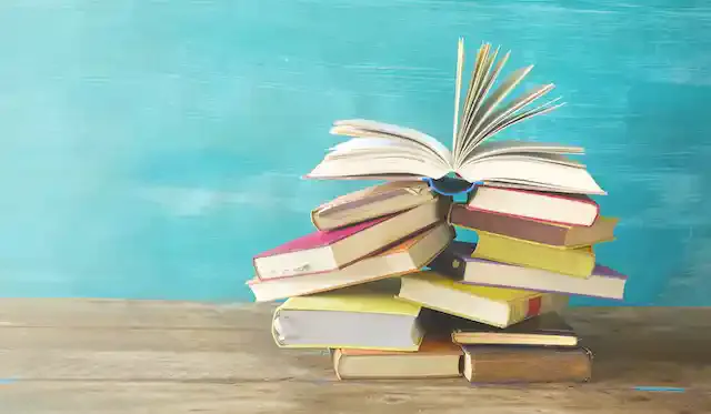 泣ける恋愛小説おすすめ20選!名作、大人向け作品、中学生・高校生向けも