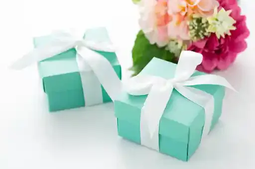 オンラインギフトおすすめ4選!体験・飲食・ショッピング型などタイプ別にご紹介