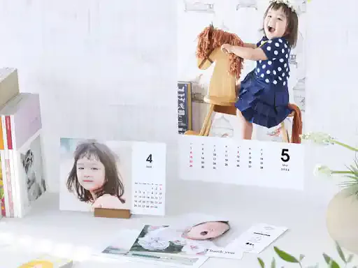 TOLOTとは?カレンダーやフォトブックの料金や使い方を解説