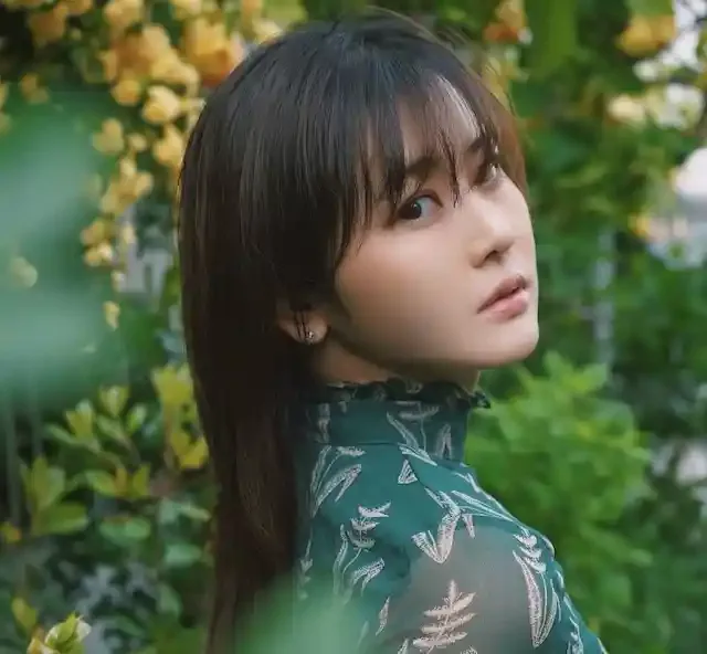 【本人執筆】女優・宮藤あどねの人生で印象に残った読書5選