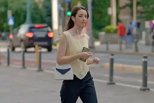 アルコインで小さな楽しみを。お小遣いもたまる万歩計アプリ