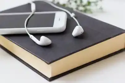 Audible(オーディブル)の月額料金は?支払い方や無料体験も