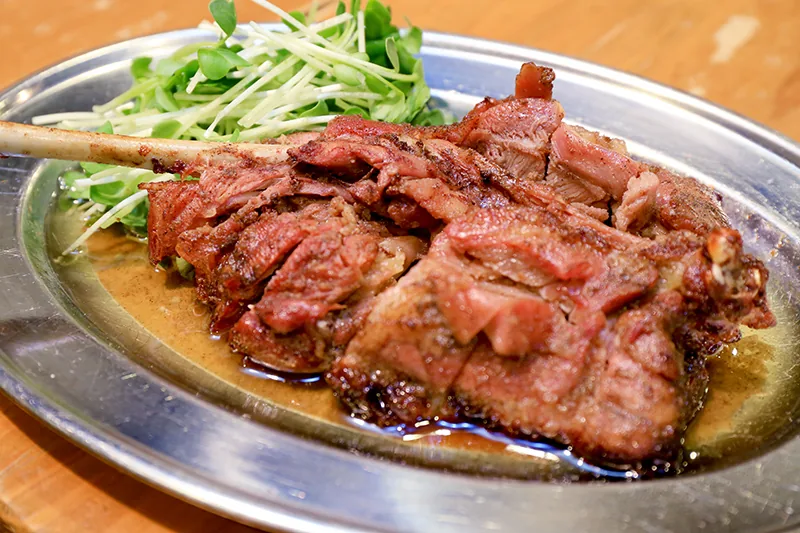 丸亀名物 骨付鳥（おや）