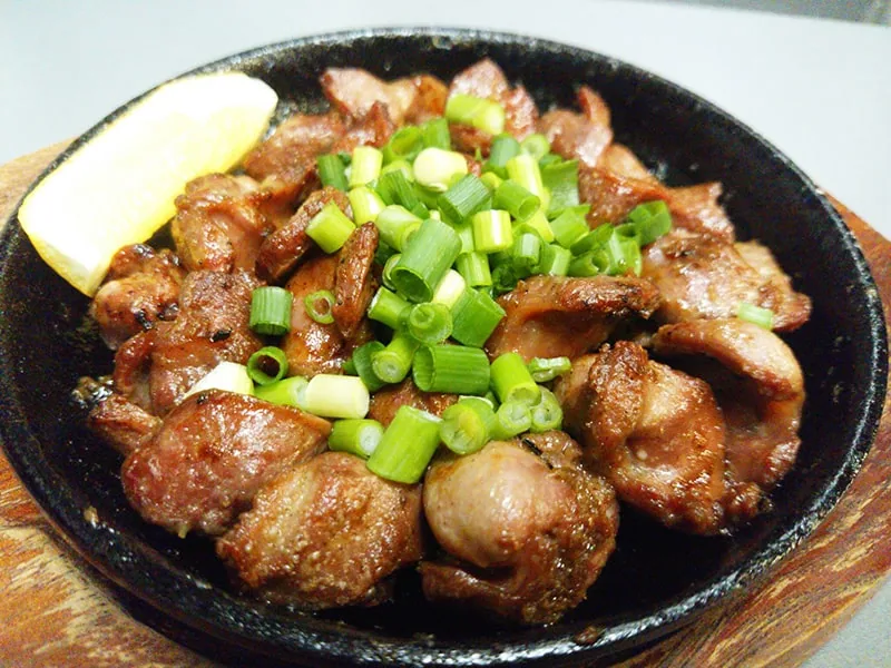 砂ズリの鉄板焼き