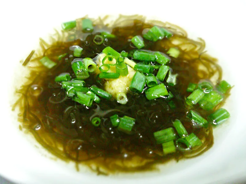 沖縄産もずく酢