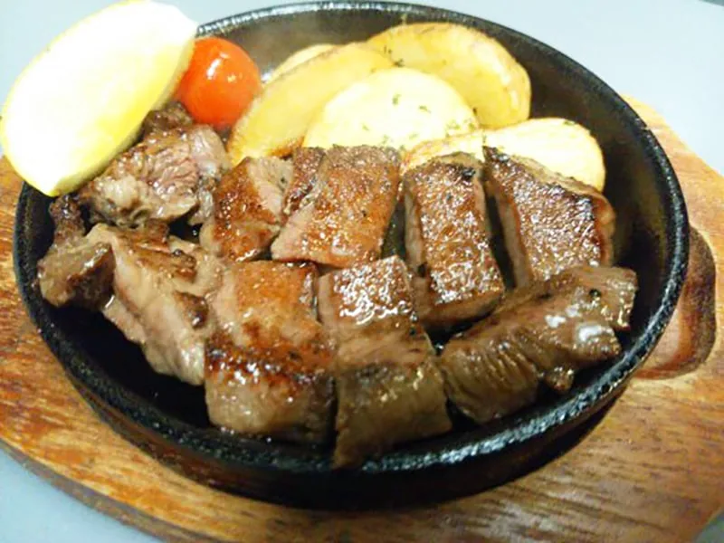 厚切り牛タン