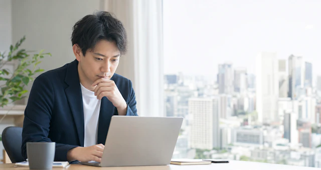 外資系企業 年収の実態｜年代・業界別の見方と転職で上げる方法