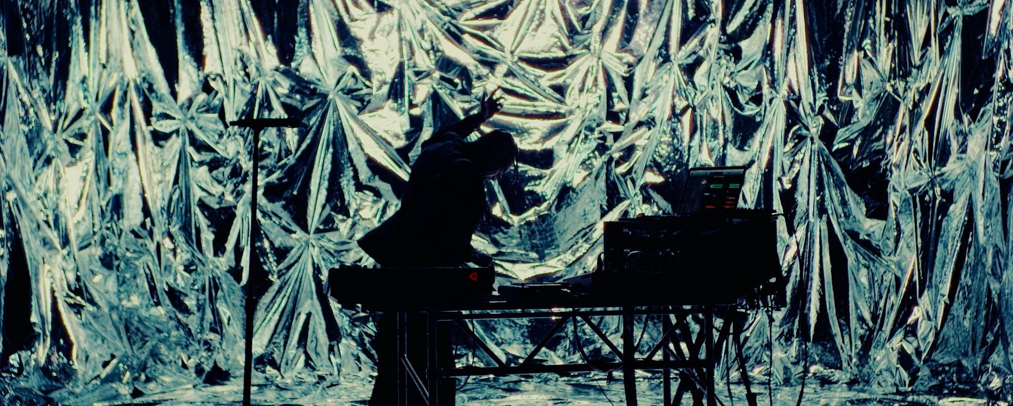 Crossfaith – ZERO