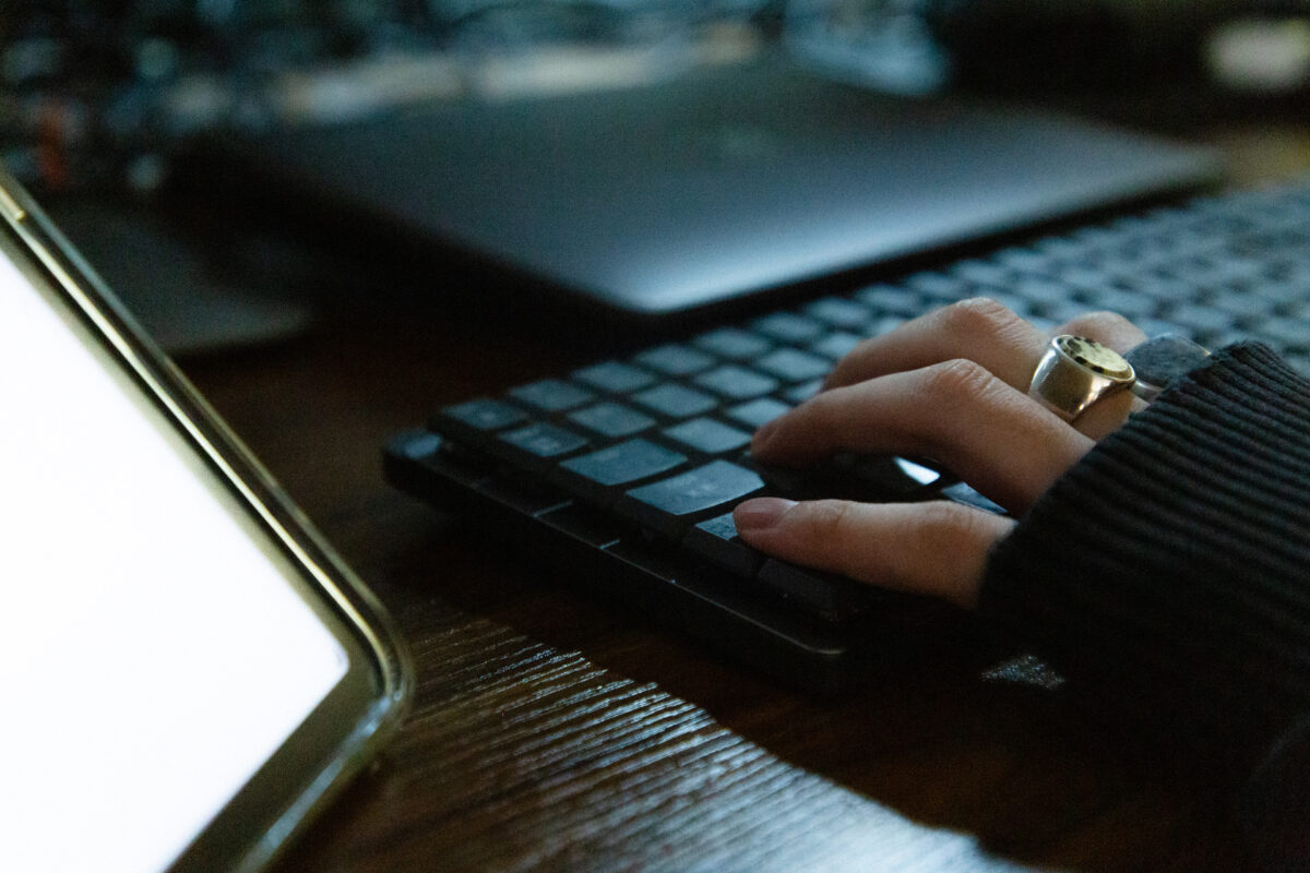 社員インタビュー vol.02 – 紆余曲折の中で、辿り着いた道。| CASANE.事業部 ディレクター中山