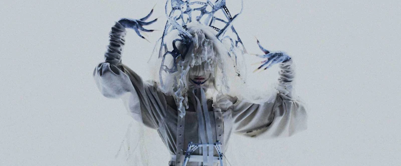 Ichika Nito – Metaphor