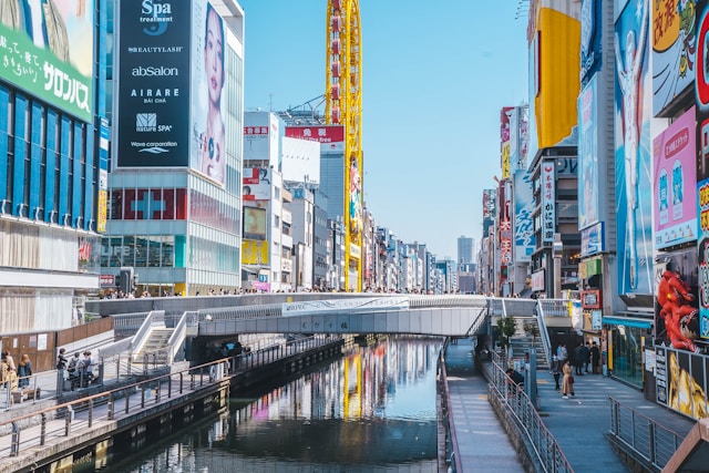 心斎橋駅近辺のおすすめ駐車場10選！安い駐車場や予約のできる駐車場を厳選