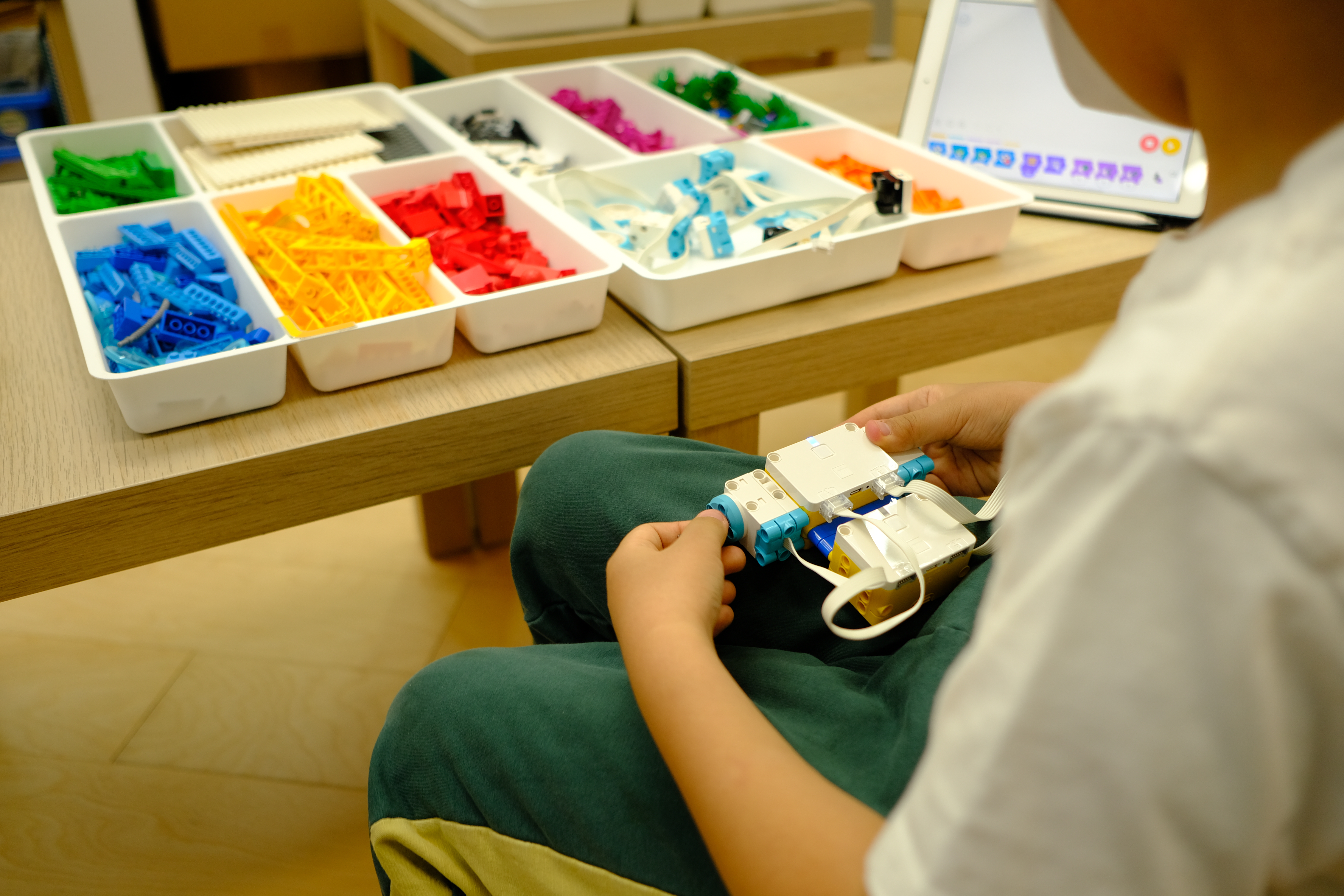 Image in a image block