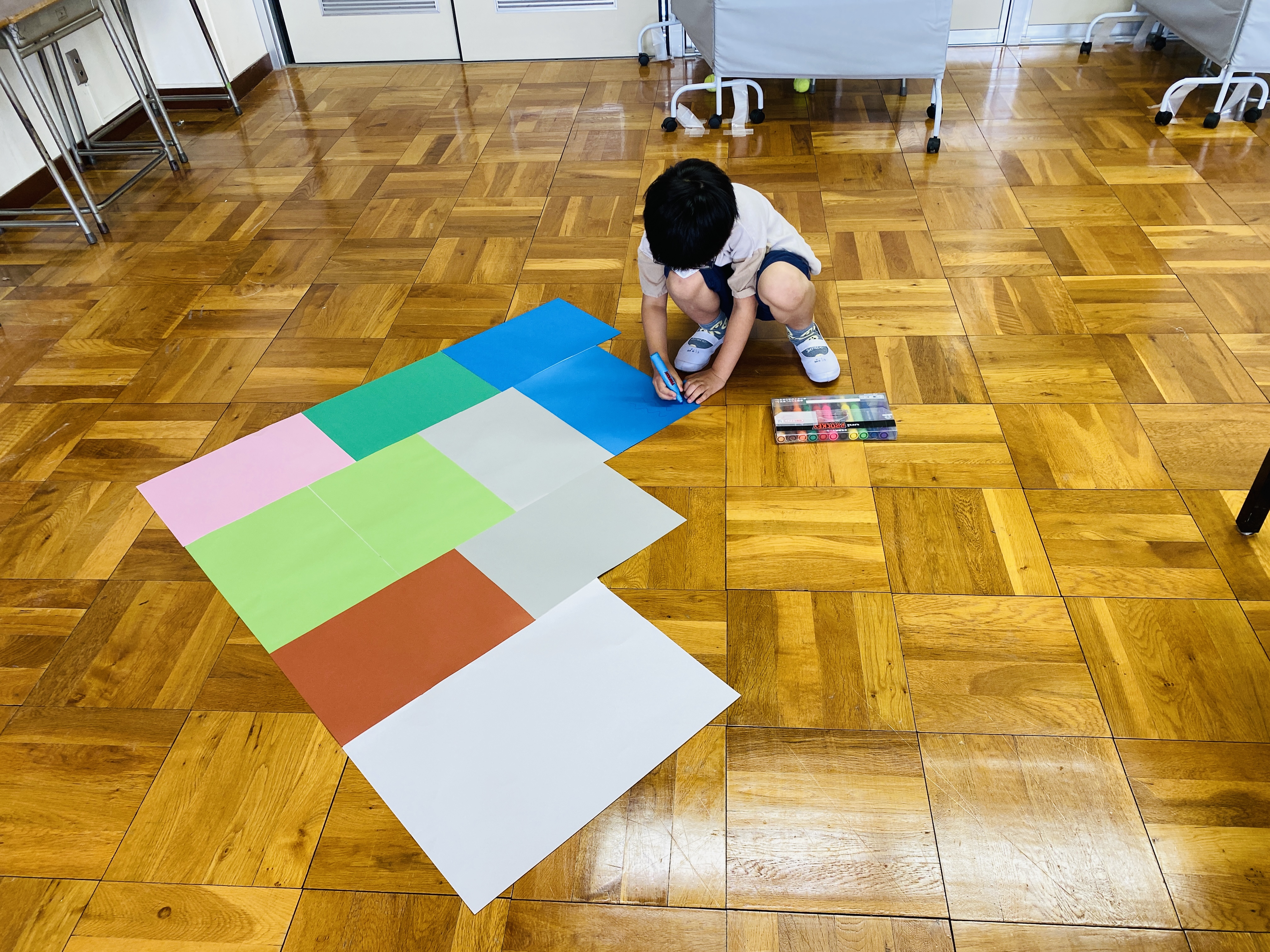 Image in a image block