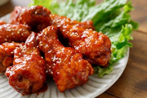 話題の韓国料理「ヤンニョムチキン」ってどんなもの？