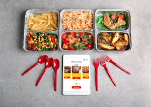 食品ロス削減に向けた注目の取り組み「フードシェアリングサービス」とは