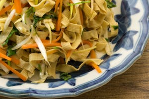 低糖質高たんぱくな麵状豆腐「豆腐干」