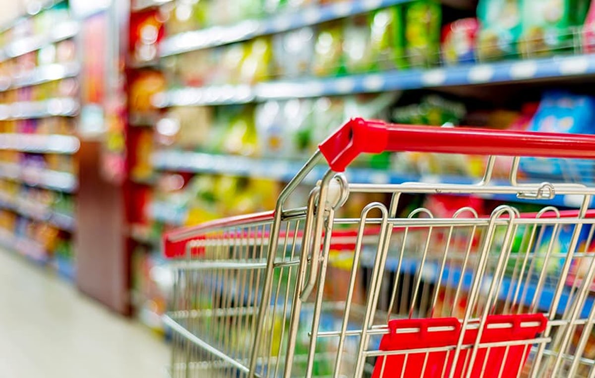 廃棄予定の食品を販売するスーパー：世界の食品ロス対策（2）