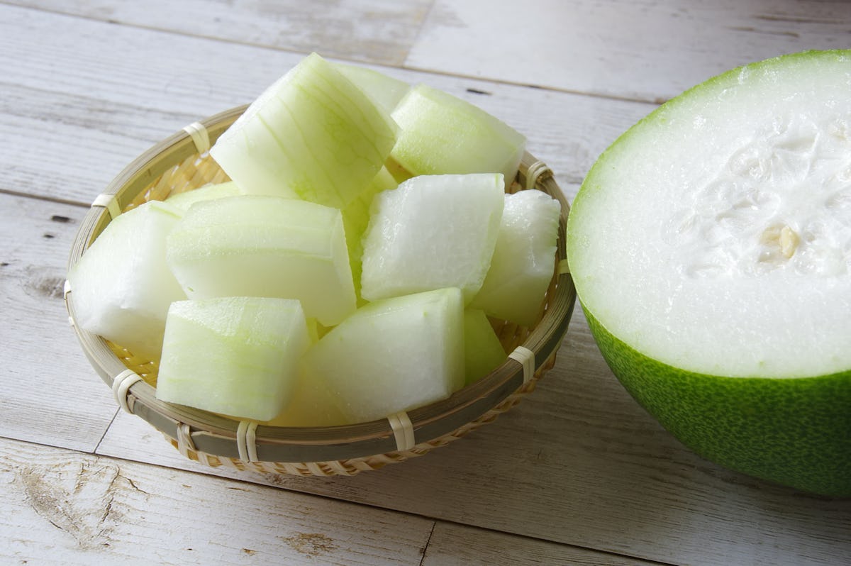 「冬瓜」の旬は夏！薬膳料理でも使われるその効能とおすすめレシピ