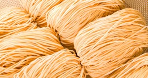 麺類メーカーとは？麺類製造会社の特徴と種類を一覧で解説