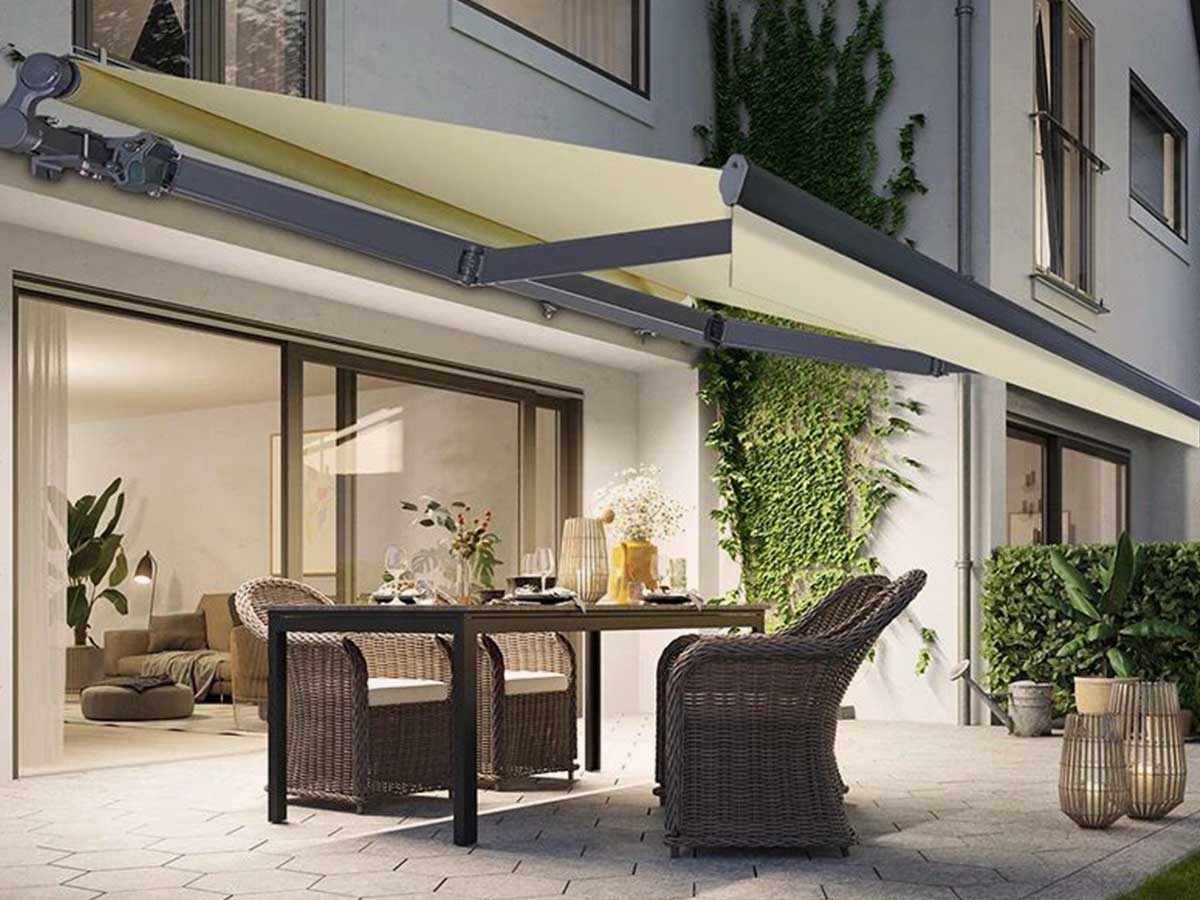 Awnings for Restaurants, Shops & Hotels