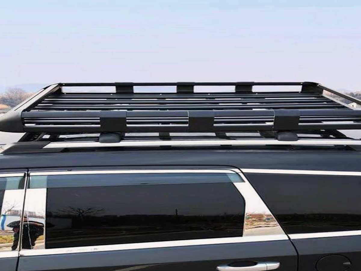 Universal Car Roof Rack – Versatile Storage Solution