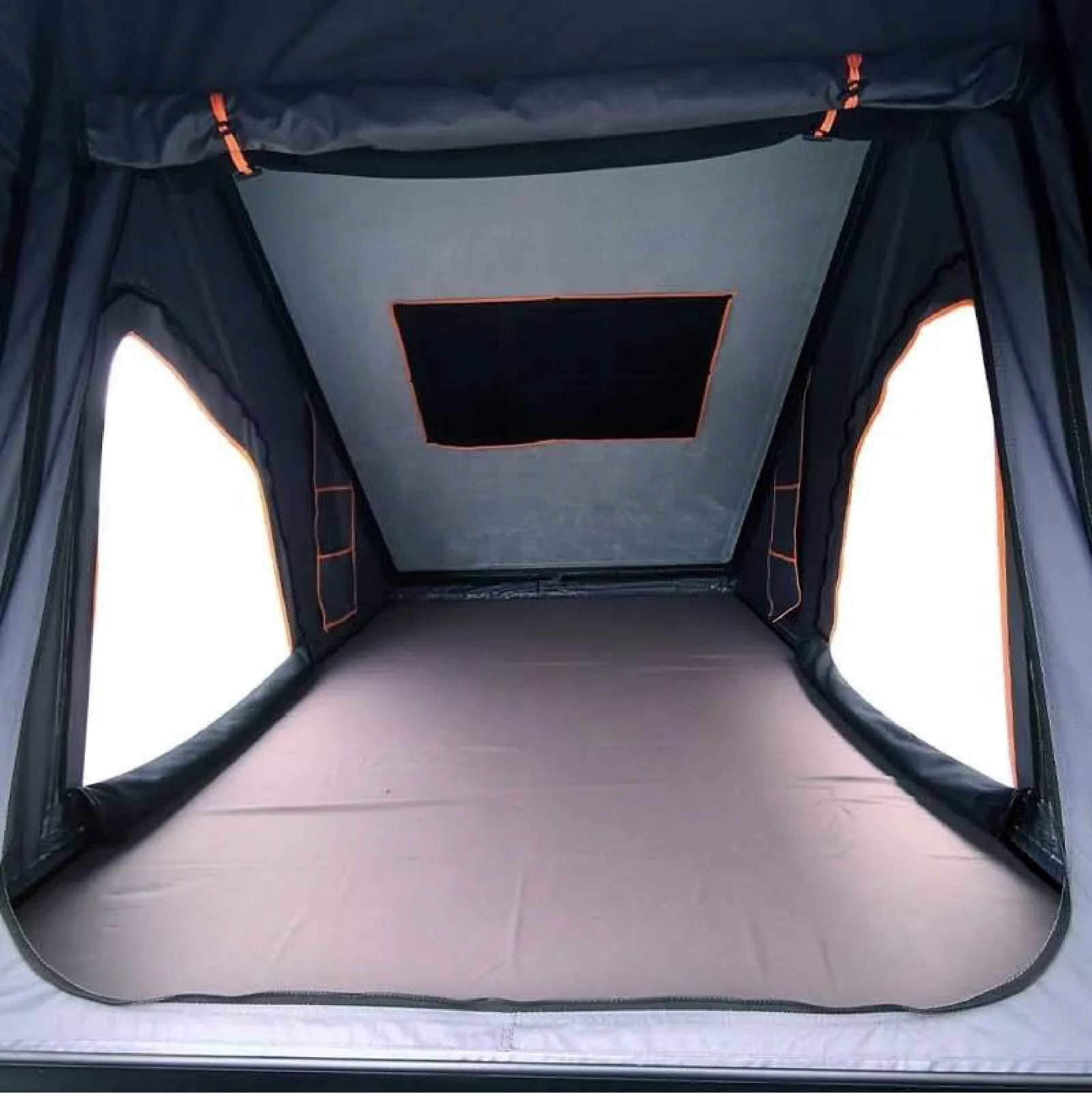 Hard Shell Rooftop Tent X1